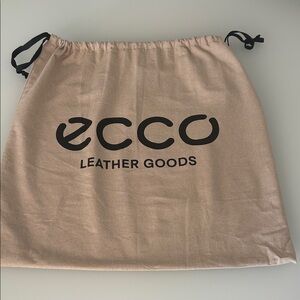 Ecco Tan Dust Bag with Black Logo 19x19